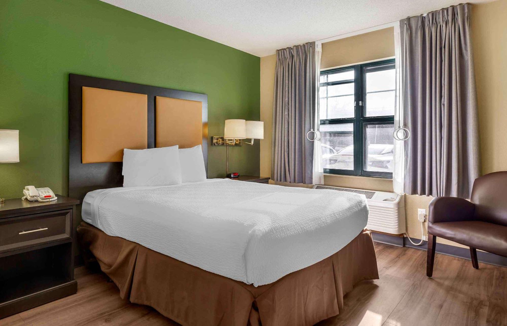 เอ็กซ์เทนด์ สเตย์ อเมริกา บอสตัน-เบรนทรี Hotel ภายนอก รูปภาพ
